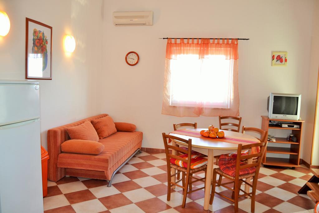 Apartments Green Village Premantura Room photo
